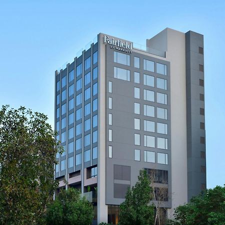 Hotel Fairfield By Marriott Vadodara Exterior foto